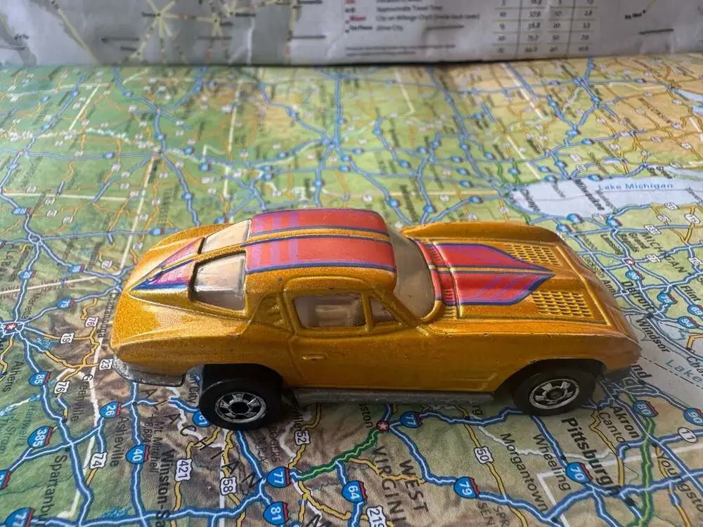 VINTAGE 1979 Hot Wheels Hi-Rakers ‘63 Chevrolet Corvette Split Window Coupe Gold